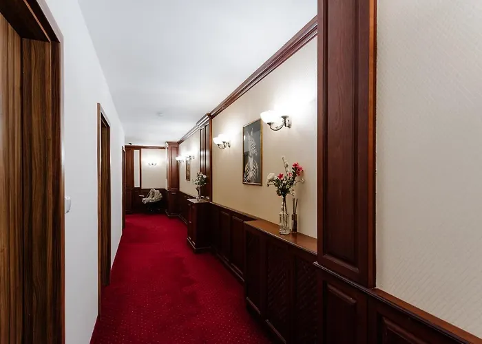 Petra In Historical Palace *