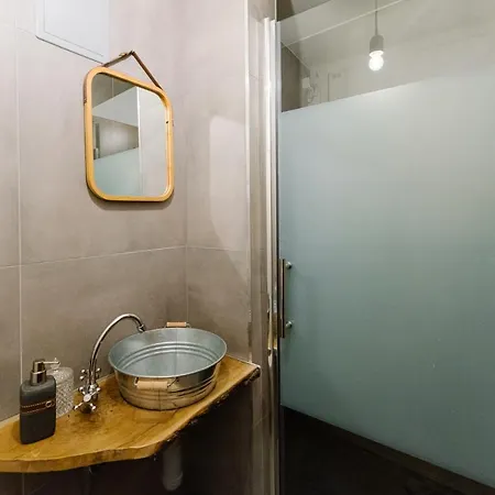 호스텔 Petra In Historical Palace