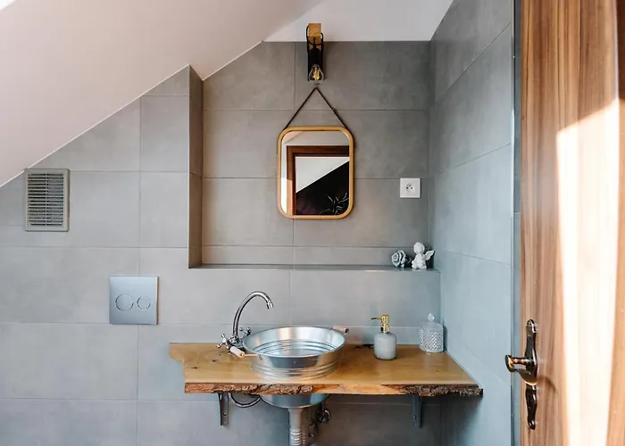 Hostel Petra In Historical Palace Bratislava